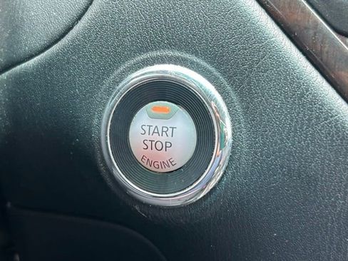 Used 2016 Nissan Pathfinder SL w/ SL Premium Package FWD image 27