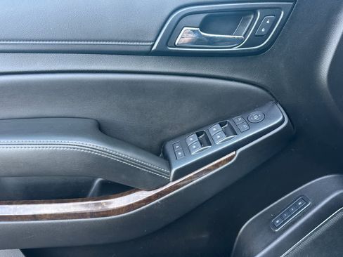 Used 2020 Chevrolet Tahoe LT image 12