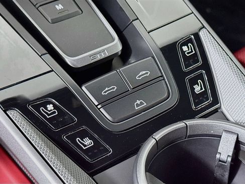 Certified 2026 Porsche 911 Carrera 4S AWD/4WD image 22