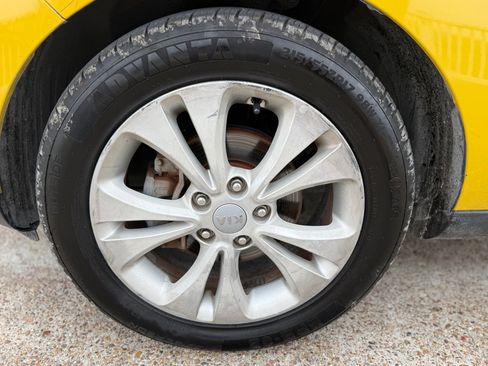 Used 2016 Kia Soul + image 22