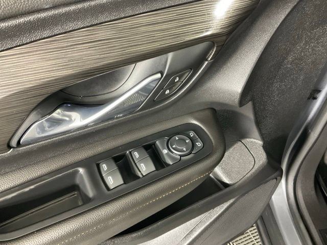 Used 2020 GMC Terrain SLT w/ LPO, Floor Liner Package FWD image 24