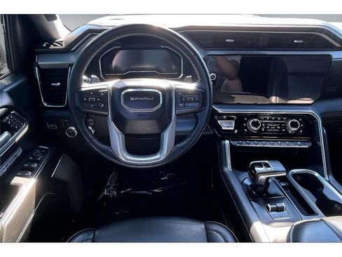 Used 2024 GMC Sierra 1500 Denali w/ Denali Reserve Package AWD/4WD image 9