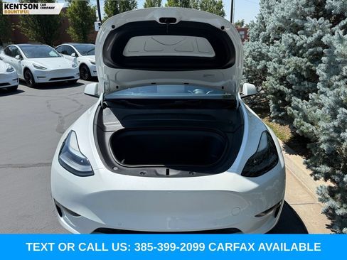 Used 2022 Tesla Model Y Performance AWD/4WD image 32