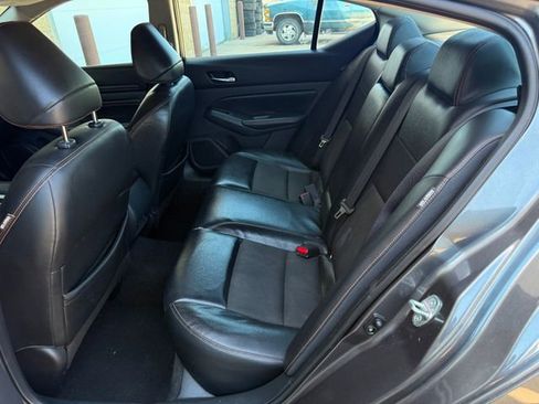 Used 2021 Nissan Altima 2.5 SR FWD image 6