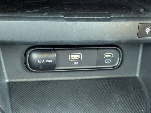 Certified 2025 Kia Seltos EX w/ EX Sunroof Package image 27