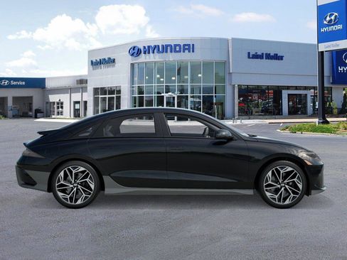 New 2025 Hyundai Ioniq 6 SEL image 7