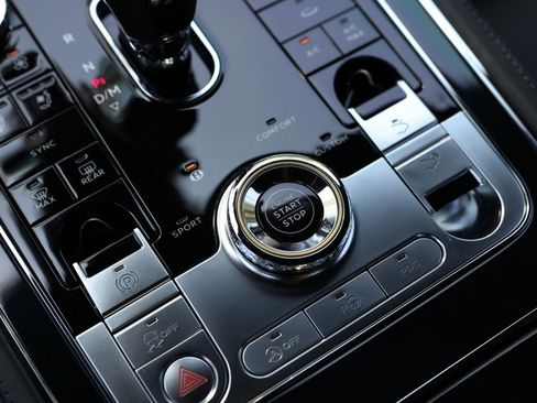Used 2020 Bentley Continental GT image 18