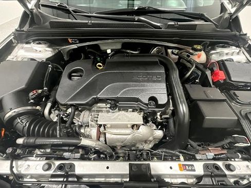 Used 2020 Chevrolet Malibu LT image 31