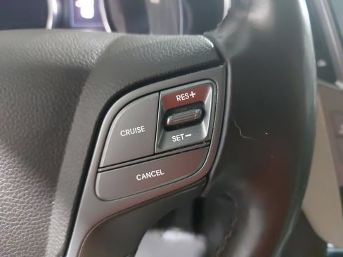 Used 2018 Hyundai Santa Fe Sport w/ 2.4L Tech Package 04 FWD image 18
