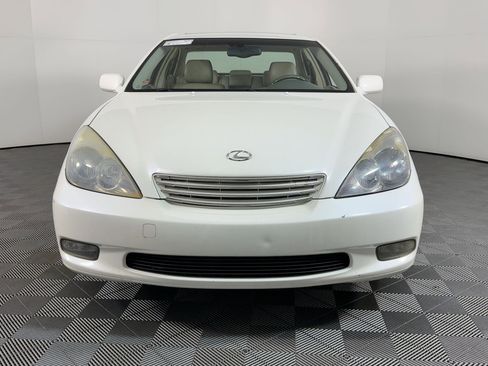 Used 2004 Lexus ES 330 image 4