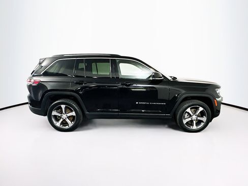 Used 2022 Jeep Grand Cherokee Limited 4xe w/ Luxury Tech Group II AWD/4WD image 10
