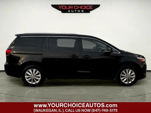 Used 2016 Kia Sedona EX image 6