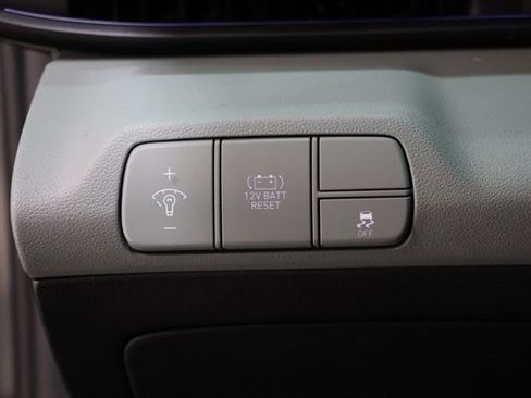 Used 2026 Hyundai Elantra Limited FWD image 20