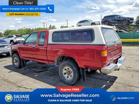 Used 1990 Toyota Pickup Deluxe AWD/4WD image 3