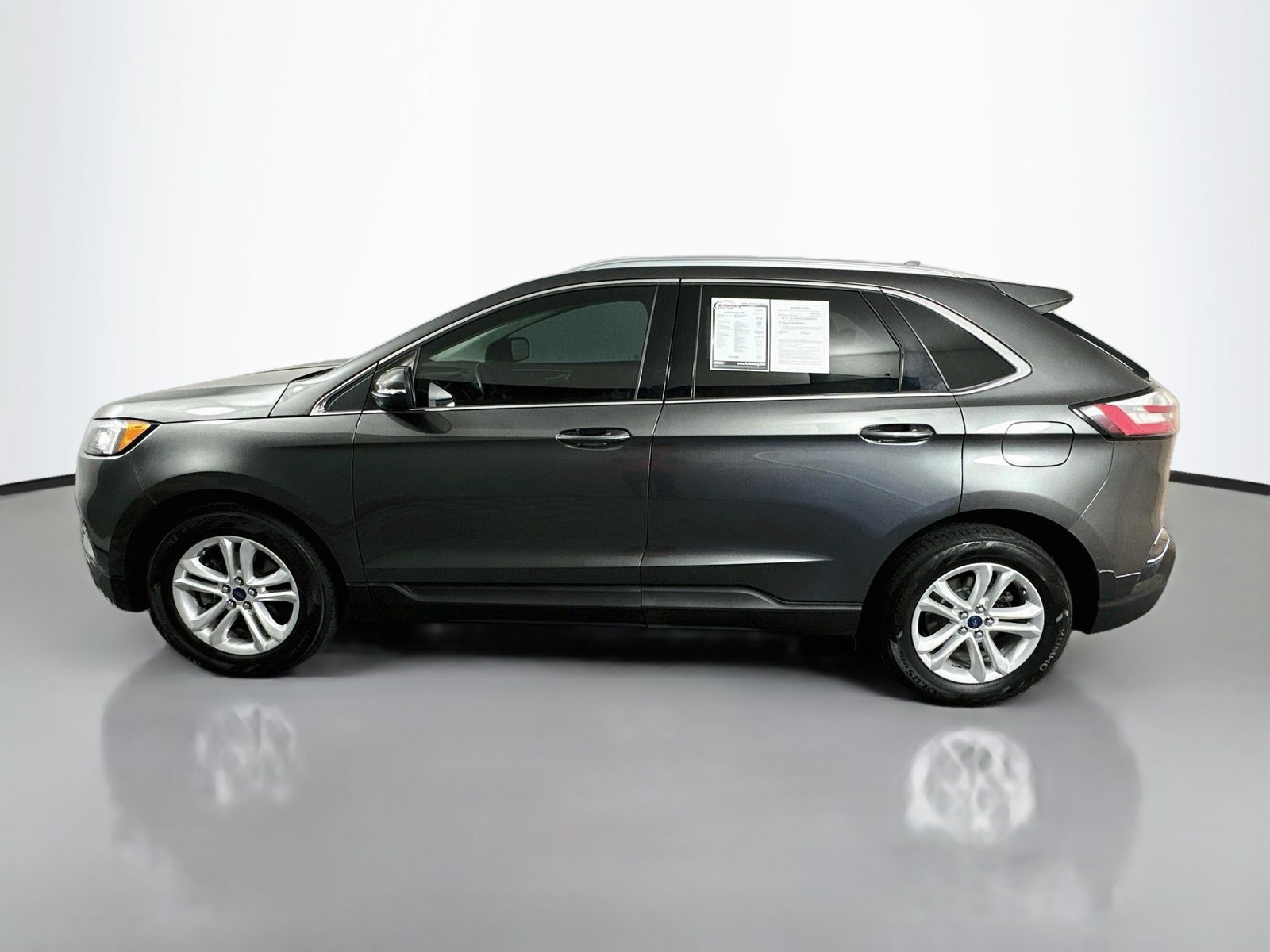 Used 2020 Ford Edge SEL FWD image 4