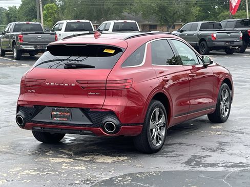 Used 2022 Genesis GV70 3.5T Sport w/ Sport Advanced Package AWD/4WD image 8
