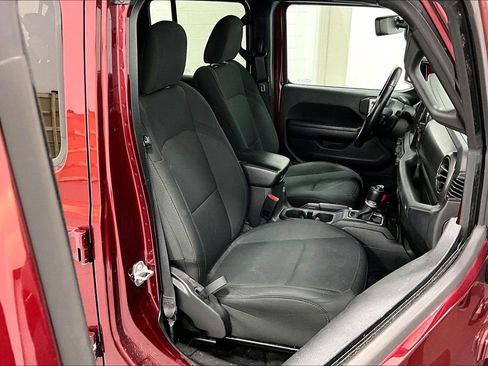 Used 2021 Jeep Wrangler Unlimited Sport AWD/4WD image 9