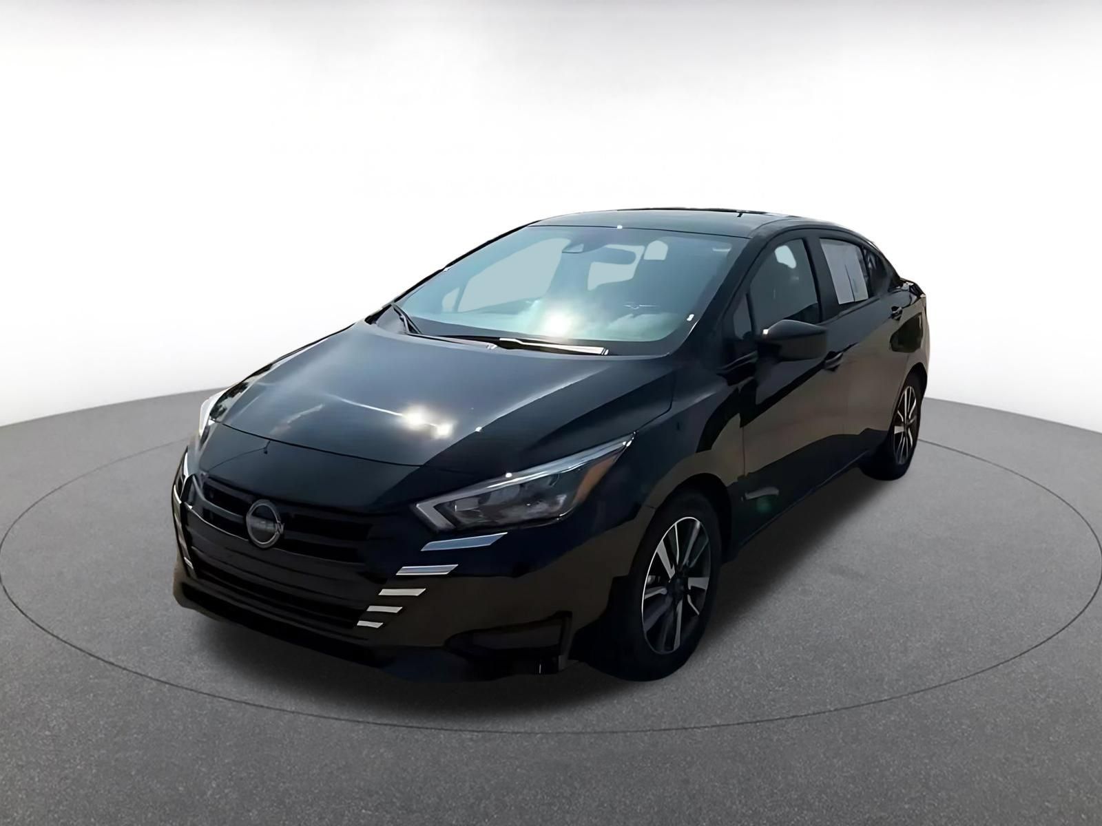 Used 2025 Nissan Versa SV FWD image 6