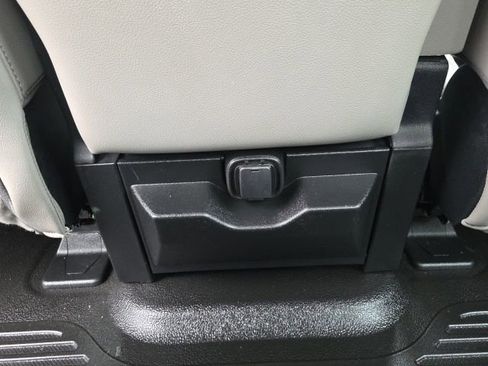 Certified 2021 Ford F250 XL w/ Power Equipment Group image 17