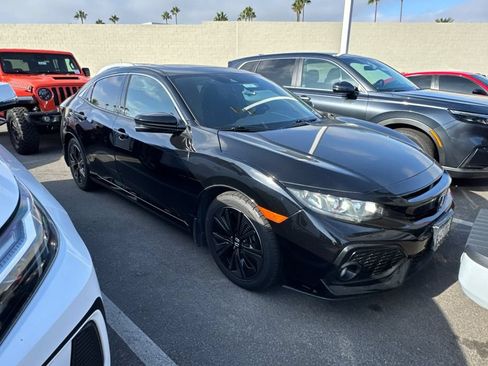 Used 2019 Honda Civic EX image 2