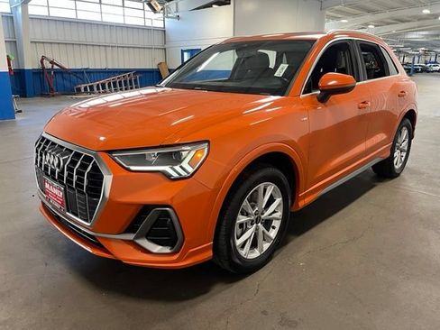 Used 2025 Audi Q3 2.0T Premium AWD/4WD image 7
