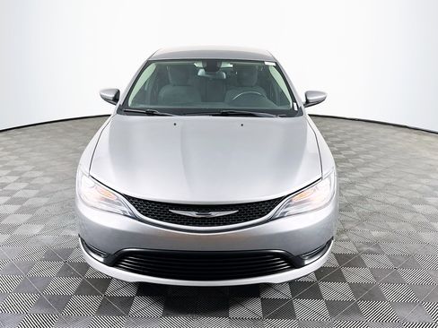 Used 2017 Chrysler 200 LX FWD image 2