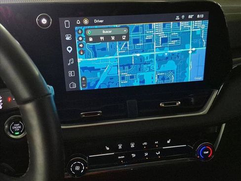 Used 2025 Chevrolet Equinox LT w/ Safety and Technology Package FWD image 13