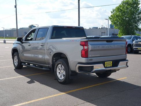 Used 2024 Chevrolet Silverado 1500 LT AWD/4WD image 5