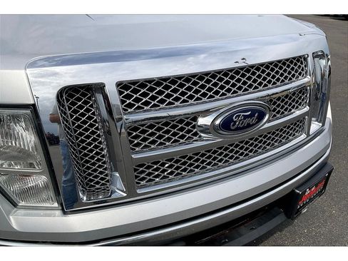 Used 2012 Ford F150 Lariat w/ Lariat Chrome Pkg image 30