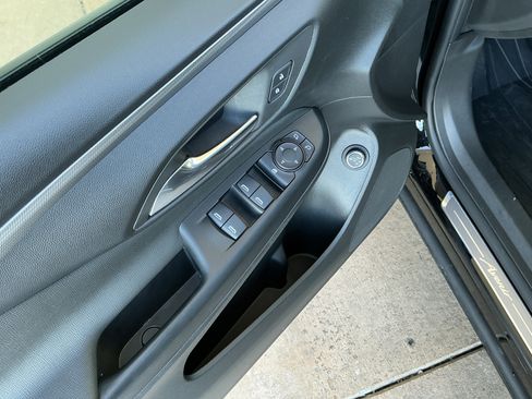 Used 2024 Buick Envista Avenir image 15