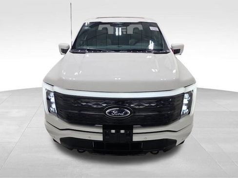Used 2022 Ford F150 Lightning Platinum AWD/4WD image 2