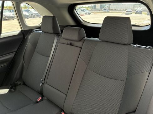 Used 2022 Toyota RAV4 LE FWD image 19