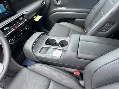 New 2026 Hyundai Palisade Calligraphy FWD image 23