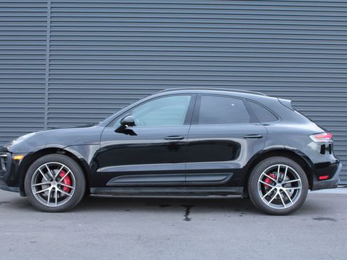 Used 2023 Porsche Macan S image 2
