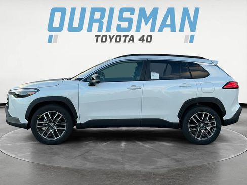 New 2026 Toyota Corolla Cross XLE image 4