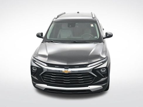 Used 2025 Chevrolet TrailBlazer LT FWD image 30