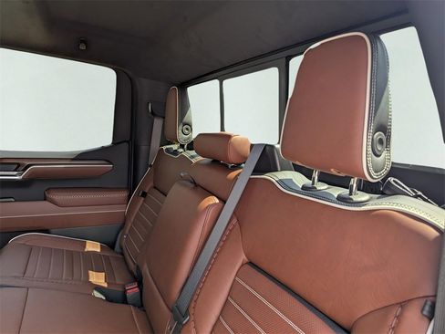 New 2026 GMC Sierra 1500 Denali Ultimate image 16