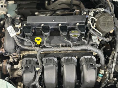 Used 2012 Ford Focus SE FWD image 37