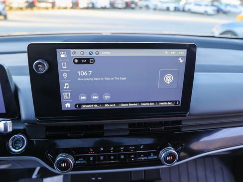 Used 2024 Honda Prologue Touring image 23