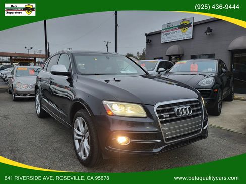 Used 2014 Audi SQ5 Prestige w/ Prestige Package image 2