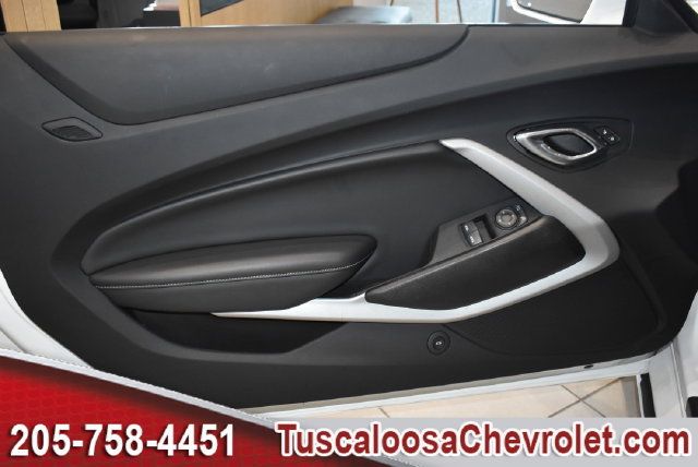 Certified 2021 Chevrolet Camaro LT RWD image 18