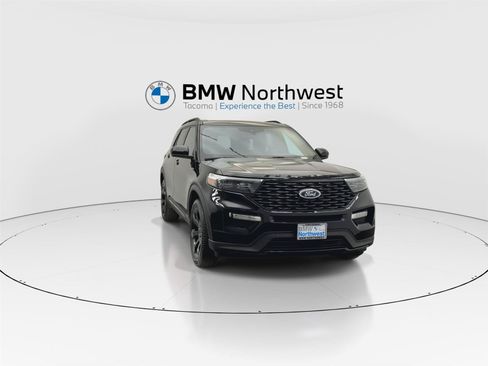 Used 2023 Ford Explorer ST-Line w/ Class IV Trailer Tow Package AWD/4WD image 7