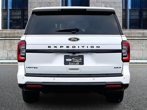Used 2022 Ford Expedition Max Limited image 4