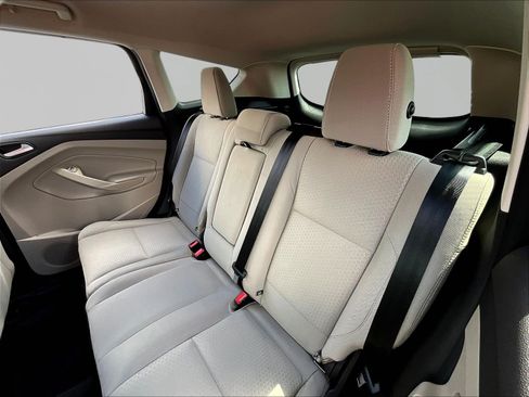 Used 2019 Ford Escape SE FWD image 22