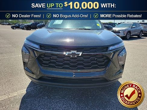 New 2026 Chevrolet Trax LT FWD image 2