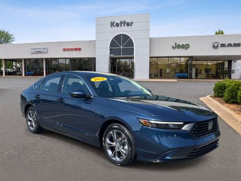 Used 2024 Honda Accord EX-L image 3