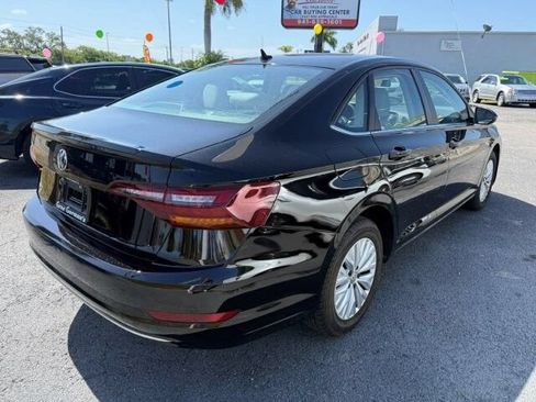 Used 2019 Volkswagen Jetta S w/ Driver Assistance Package FWD image 5