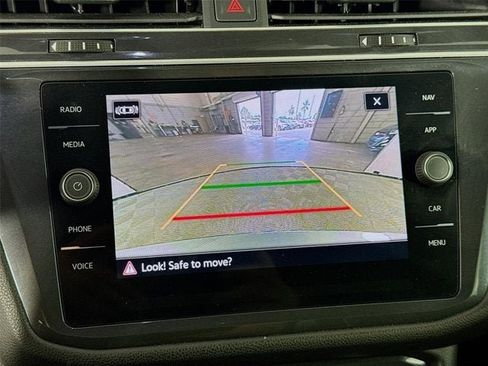 Used 2024 Volkswagen Tiguan SEL R-Line AWD/4WD image 17