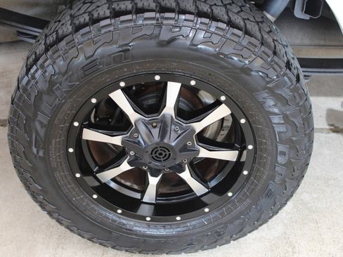 Used 2013 Ford F150 XLT w/ XLT Chrome Pkg image 21