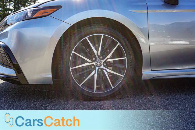 Used 2021 Toyota Camry SE FWD image 16